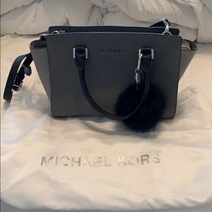 Michael Kors Selma Medium